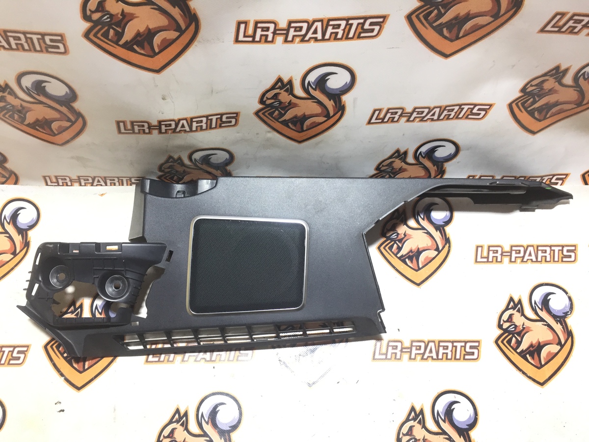 LR044803 Listwa bagażnika lewa RANGE ROVER SPORT L494 13-używana